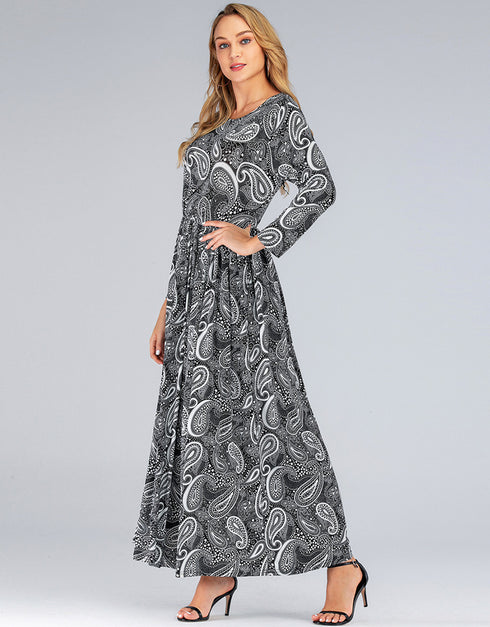 Modest Dress with Round Neck and Long Sleeves for Muslim Women